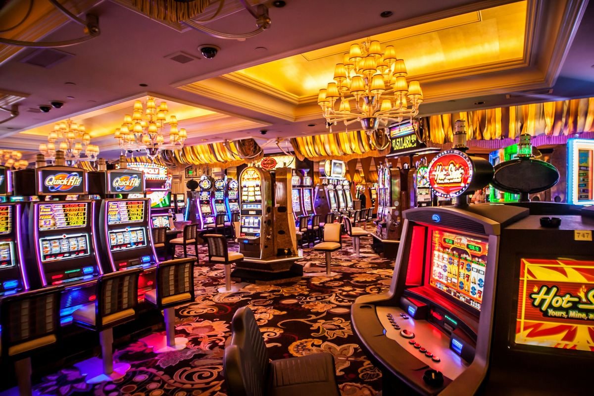 Dashboard riwayat permainan poker di lucky spin dengan statistik kemenangan dan kerugian